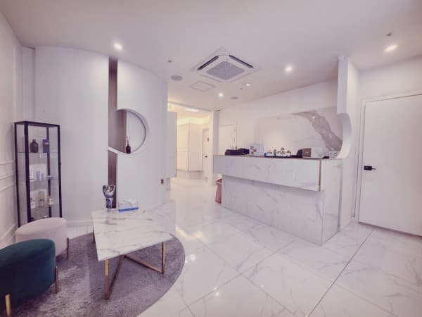 구로디지털단지에서 여자 마사지사 구인중입니다.